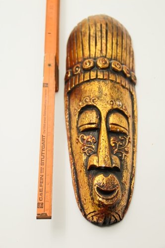 מסכה אפריקאית עשויה מעץ, גילוף בעבודת יד, גודל 28 ס