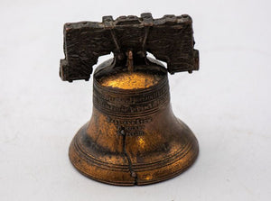 עותק מוקטן של פעמון החירות מפילדלפיה, עשוי מנחושת וברזל - Gallery Hemli - גלריה המלי